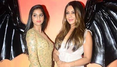 Entertainment news: Suhana Khan is 'kinda mad' as she doesn't look like mum Gauri Khan