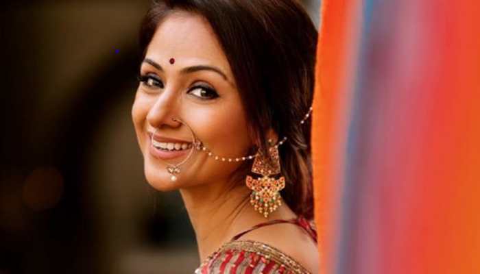 Trending: South actress Simran dances to Allu Arjun-Pooja Hegde&#039;s &#039;Butta Bomma&#039; song - Watch