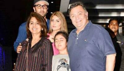 How I wish...: Neetu Kapoor remembers Rishi Kapoor with a lovely family pic
