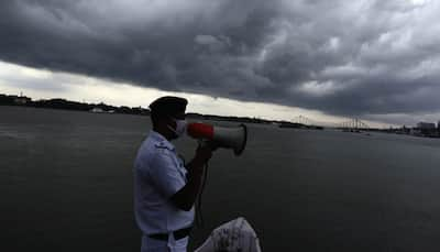 Cyclone Amphan comes as blessing in disguise for lockdown-hit jobless labourers, electricians in West Bengal