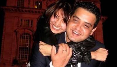 Bollywood News: Anushka Sharma's childhood pic with brother Karnesh is the best thing on internet today!