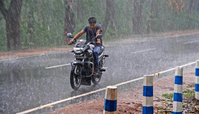 IMD issues red alert for Assam, Meghalaya, predicts very heavy rainfall from May 26-28