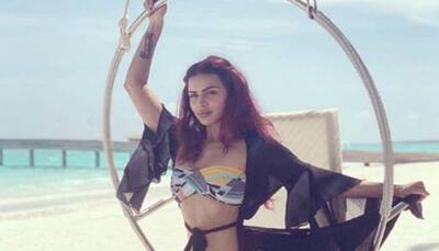 TV actress Aashka Goradia's throwback bikini pics raise the temperature!