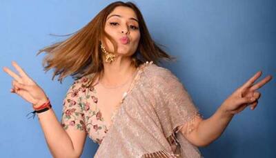 Former 'Bigg Boss 13' contestant Arti Singh's BTS video of what glam shoots look like give a sneak peek into her pre-lockdown life - Watch