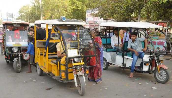 Deposit Rs 5000 in accounts of PSV badge holders in 10 days: High Court to Delhi's Transport Department