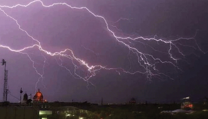 Thunderstorms with gusty winds of 60 kmph lash parts of Bihar