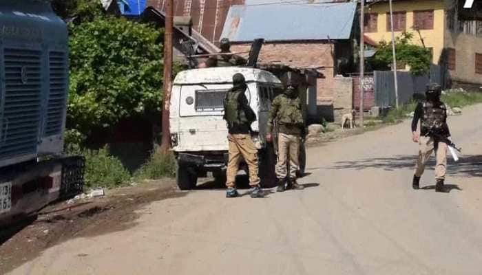 Three Jaish-e-Mohammad terrorists killed in Jammu and Kashmir&#039;s Pulwama