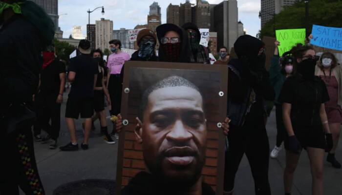George Floyd's death: New York City Mayor De Blasio condemns police for roughing up journalists 