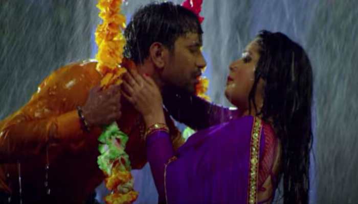 Aamrapali Dubey and Nirahua’s ‘Tani Chhoo La’ is ‘Tip Tip Barsa Pani’ of Bhojpuri cinema