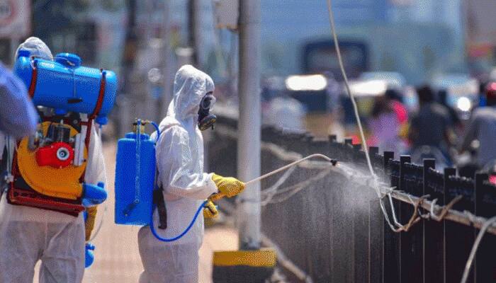 Over 5.6 lakh people in quarantine in Maharashtra; 80,229 COVID-19 cases and 2,849 deaths Over 5.6 lakh people in quarantine in Maharashtra; 80,229 COVID-19 cases and 2,849 deaths