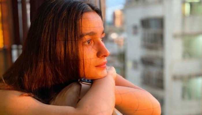 Pics: Alia Bhatt is making memories at Ranbir Kapoor's home like this 