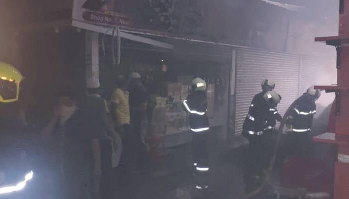 Massive fire breaks out at Mumbai&#039;s iconic Crawford Market, 6 fire tenders rushed 