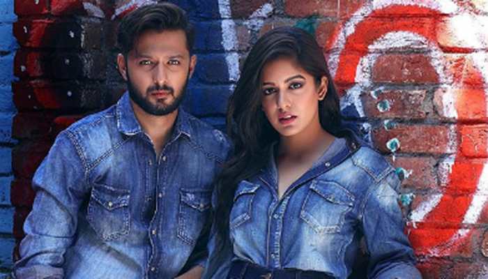 TV actress Ishita Dutta to hubby Vatsal Sheth: Focus on 'jharu pocha', not mobile phone