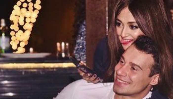 Singer Monali Thakur reveals she's married for three years, met hubby in Switzerland