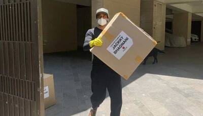 Bollywood News: Jackky Bhagnani donates PPE kits to BMC officials