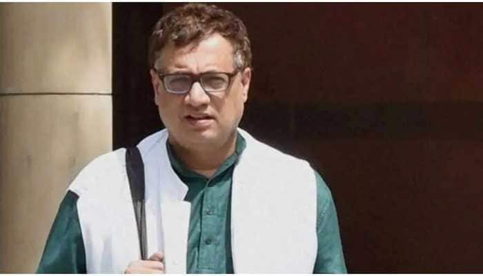 TMC MP Derek O&#039;Brien tweets CPM&#039;s Amphan relief work photo, claims Bengal government doing good work
