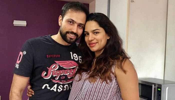 Kumkum Bhagya fame TV actress Shikha Singh and hubby Karan Shah welcome baby girl, share first glimpse of 'Alayna'!