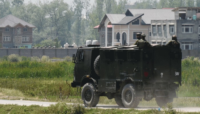 3 terrorists gunned down in Zadibal area of Jammu and Kashmir&#039;s Srinagar; search, combing operation underway