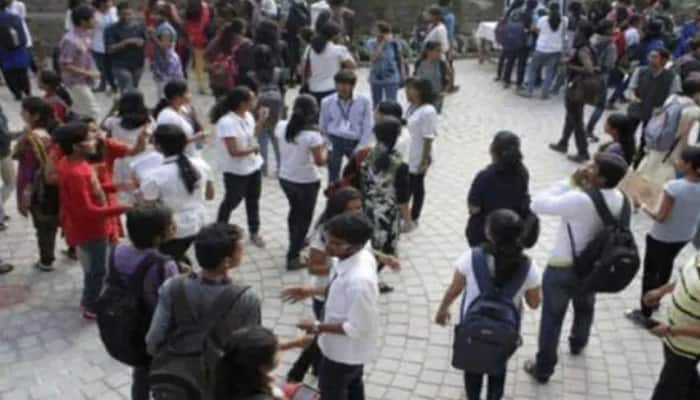 Andhra Pradesh government to soon decide on conducting final semester exams for UG/PG students