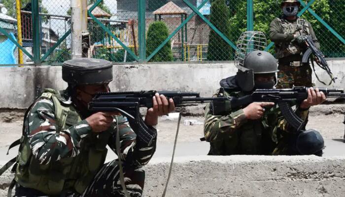 Two terrorists killed in encounter in Jammu and Kashmir&#039;s Baramulla 