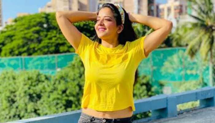 Bhojpuri siren Monalisa brings sunshine vibes to Instagram with these pics 