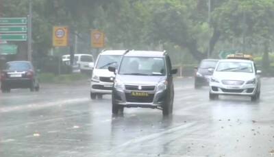 Monsoon arrives in Delhi with high velocity winds