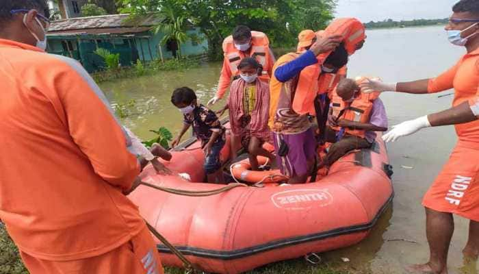 Over 2 lakh people affected by floods in Assam, Dibrugarh AIR centre stops broadcast