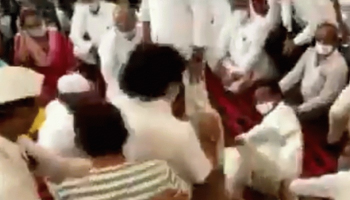 Congress workers clash, exchange blows over photo-ops during prayer meet for Galwan martyrs in Ajmer — Video