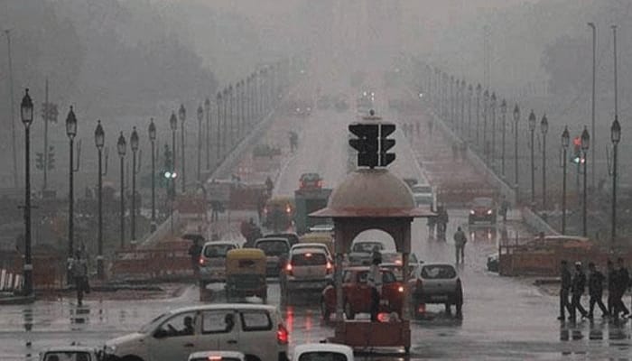 Mercury breaches 40-degree Celsius-mark in Delhi, Met predicts light rain in next 4-5 days