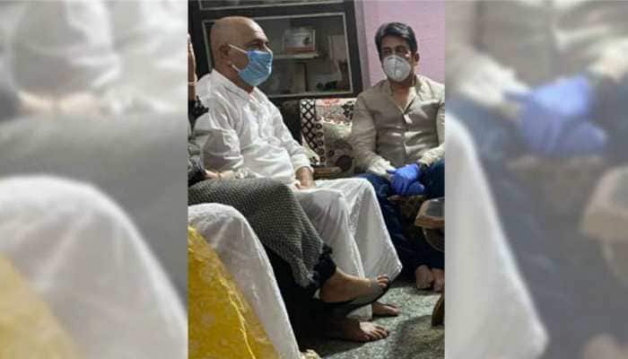 Sushant Singh Rajput&#039;s father in state of deep shock, tweets Shekhar Suman after meeting actor&#039;s family in Patna 