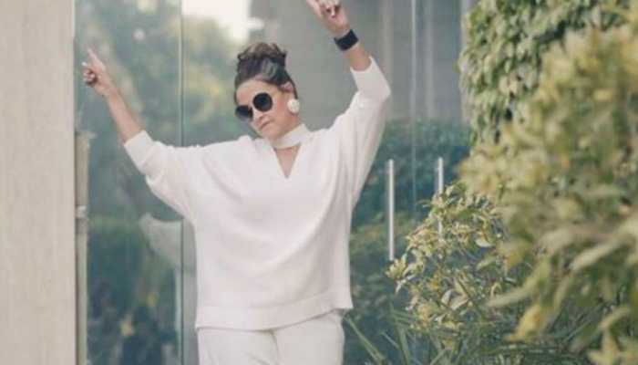 Neha Dhupia shares strong message on body positivity: Your weighing scale doesn't define you
