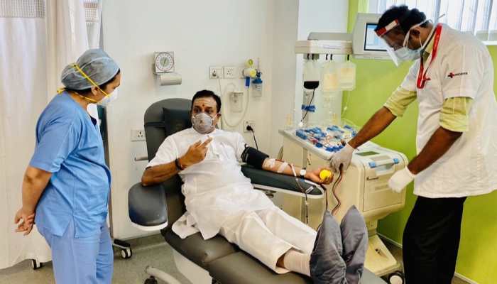 Sambit Patra donates plasma after recovering from coronavirus