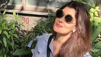 Actress Sangeeta Bijlani cuts birthday cake with salon staff in PPE suits, video goes viral - Watch 