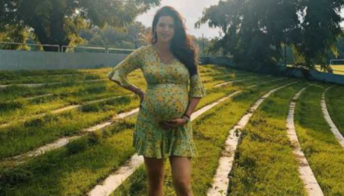 Hardik Pandya&#039;s girlfriend Natasa Stankovic flaunts her baby bump in fab pics: Happiness is on the way