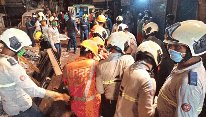 6 dead, 23 evacuated in two incidents of building collapse in Mumbai&#039;s Fort area; rescue operation underway 