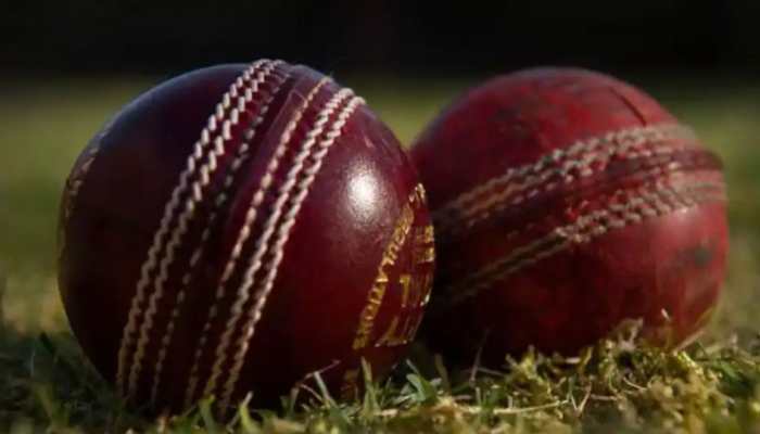 England's Dom Sibley applies saliva on ball by mistake, umpires sanitize ball