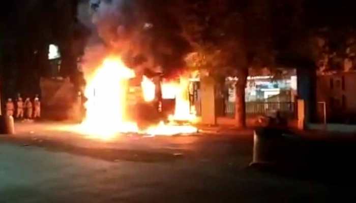 Angry relatives set ambulance on fire after COVID-19 patient dies in Karnataka's Belagavi hospital