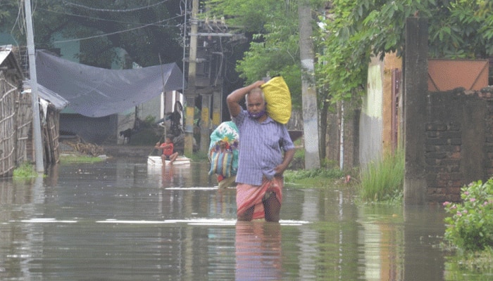 Bihar flood situation worsens, over 7.65 lakh people affected in 10 districts