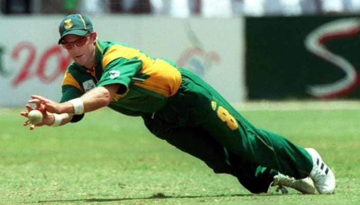 Born July 27, 1969: Jonty Rhodes, former South African batsman