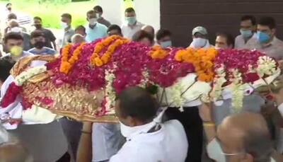 Former Samajwadi Party leader Amar Singh cremated in Delhi on August 3