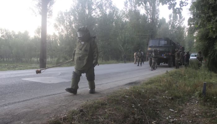 Major tragedy averted as security forces defuse IED on Srinagar-Baramulla highway