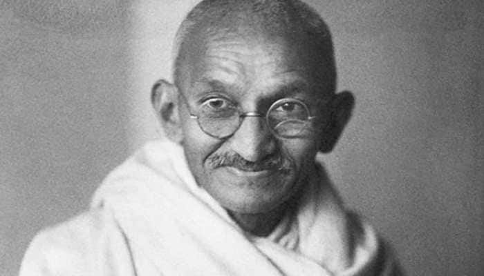 Gold-plated spectacles believed to be worn by Mahatma Gandhi emerge at UK auction