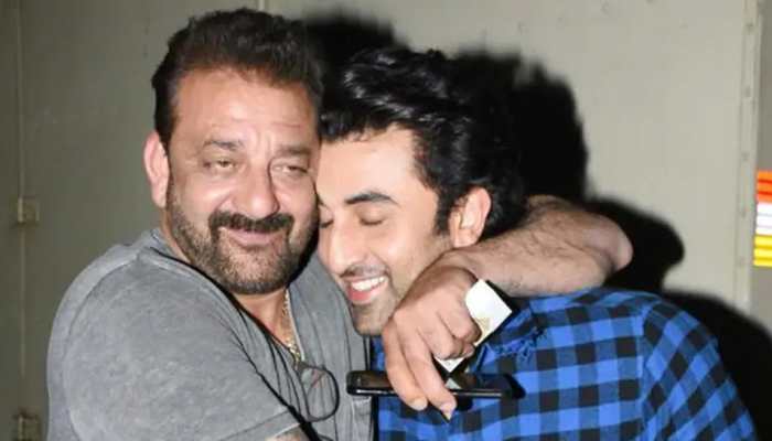 Ranbir Kapoor-Alia Bhatt spotted leaving Sanjay Dutt's residence late night - In Pics