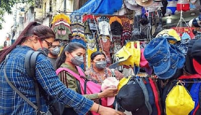 Weekly markets reopen in Delhi on a trial basis