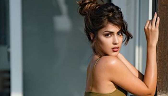 After Rhea Chakraborty&#039;s shocking drug conspiracy revealed in WhatsApp chats, CBI to grill Siddharth Pithani and others