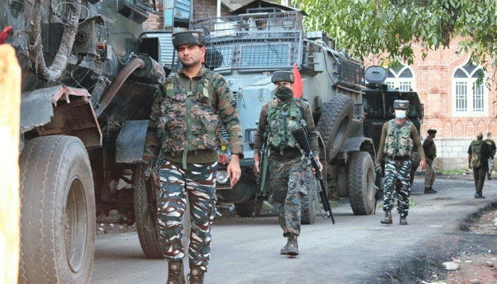Encounter breaks out in Pulwama&#039;s Zadoora area in Jammu and Kashmir; heavy exchange of gunfire on