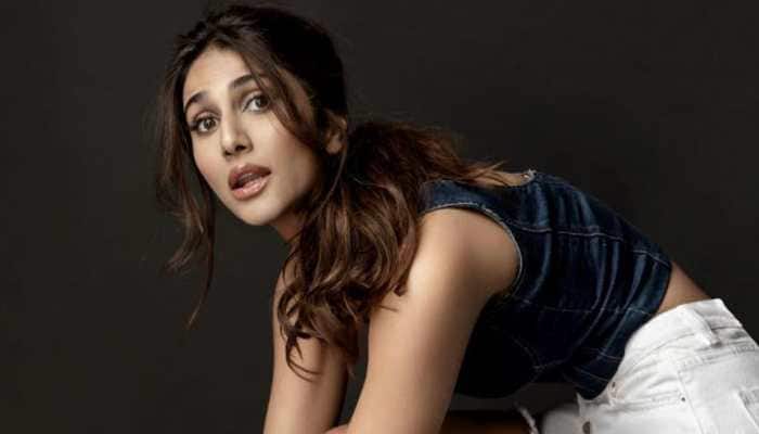 Vaani Kapoor gets into 80s retro mode for 'Bell Bottom' with Akshay Kumar