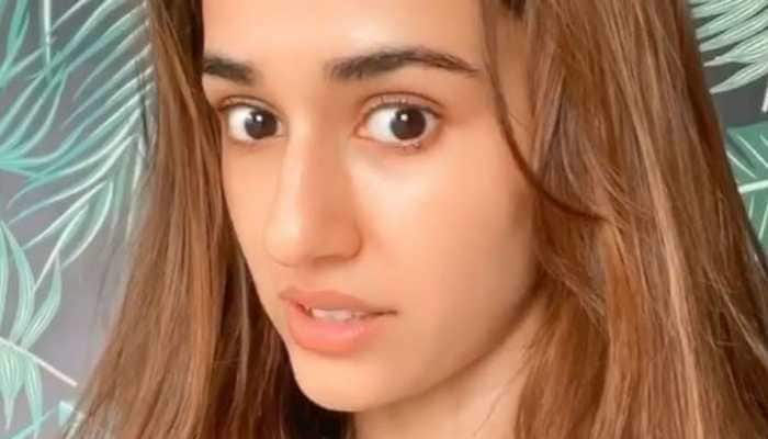 Watch: Disha Patani amuses the internet with her hilarious twist to viral &#039;Rasode Mein Kaun Tha&#039; rap