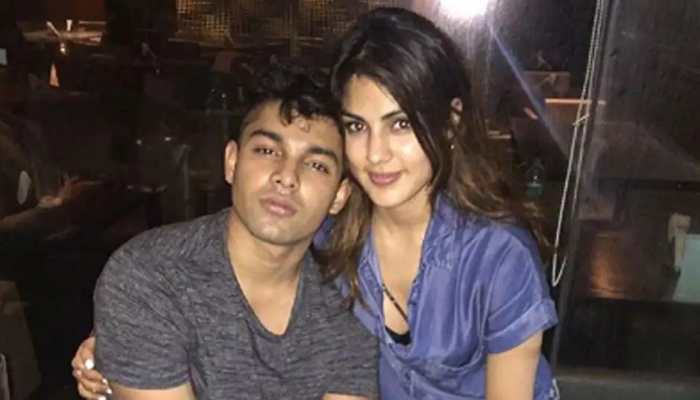Rhea Chakraborty's brother Showik was in constant touch with drug peddlers, likely to be summoned by NCB soon