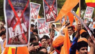 Karni Sena supports Kangana Ranaut, holds protest against Sanjay Raut in Gorakhpur